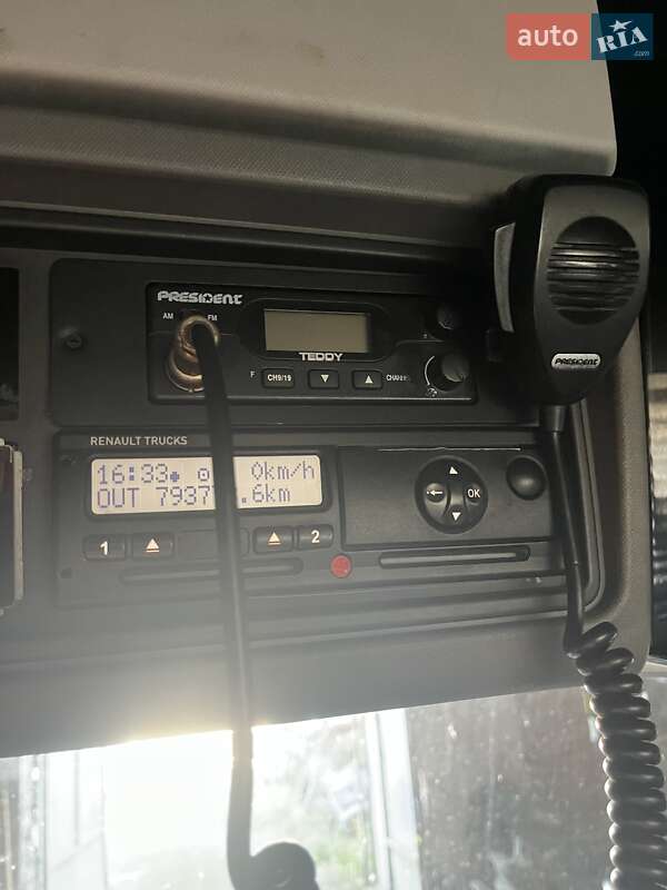 Тягач Renault Range T/T-Series  2015 в Ромнах