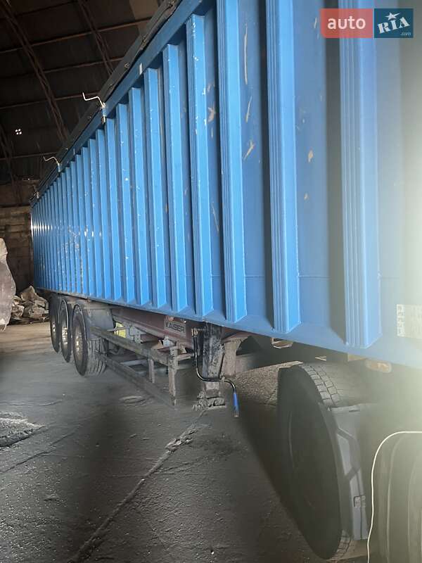 Тягач Renault Range T/T-Series  2015 в Ромнах