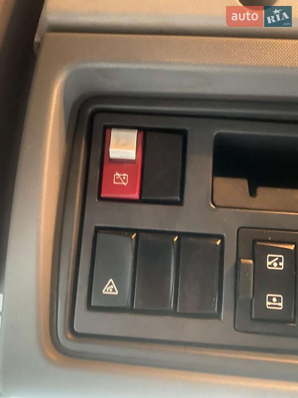 Тягач Renault Range T/T-Series 2014 в Києві фото 17 Тягач Renault Range T/T-Series 2014 в Києві