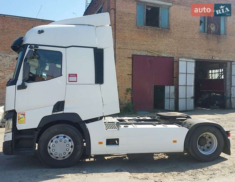Тягач Renault Range T/T-Series  2014 в Рівному