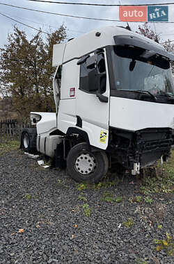 Тягач Renault Range T/T-Series  2015 в Ковеле