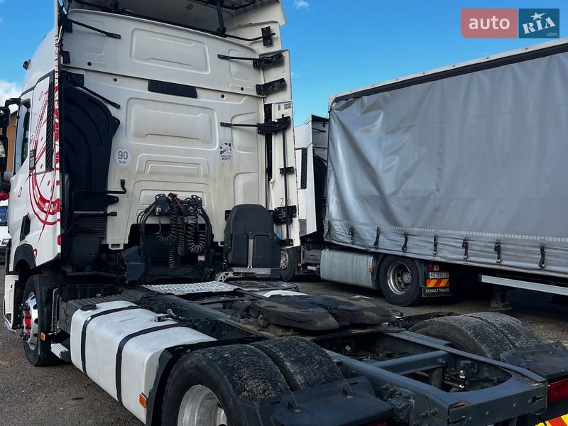 Тягач Renault Range T/T-Series  2014 в Хусте