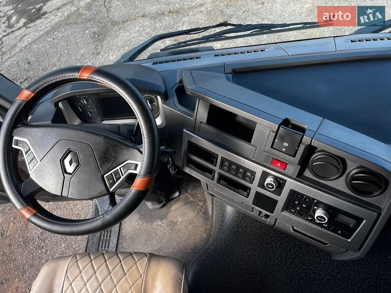 Тягач Renault Range T/T-Series  2014 в Хусте