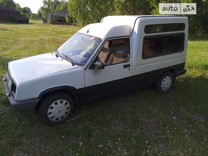 Мінівен Renault Rapid 1991 в Прилуках