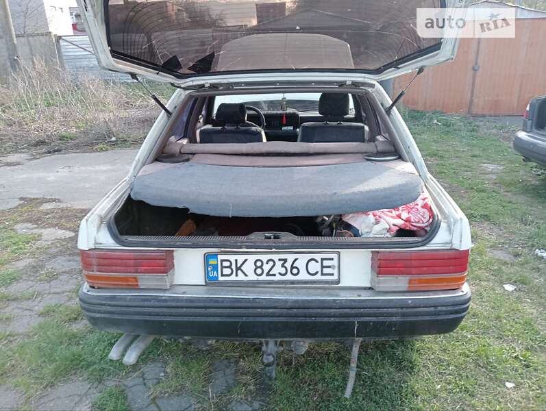 Хэтчбек Renault Rapid 1985 в Ровно