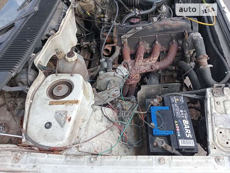 Хэтчбек Renault Rapid 1985 в Ровно