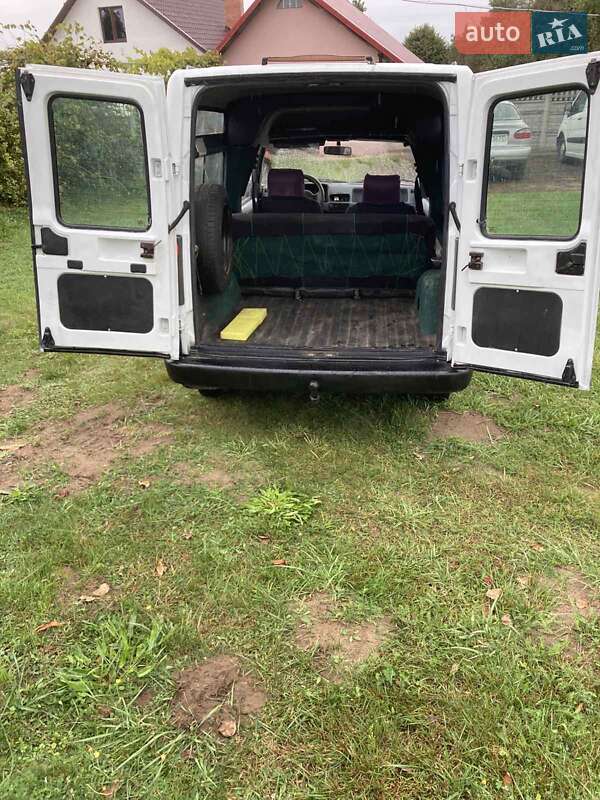 Минивэн Renault Rapid 1996 в Судовой Вишне