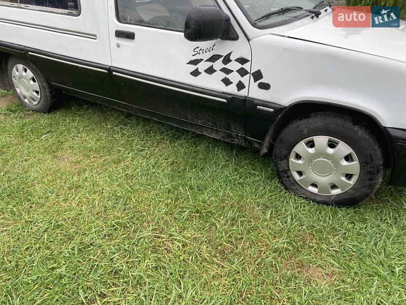 Минивэн Renault Rapid 1996 в Судовой Вишне