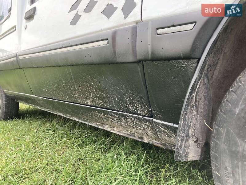 Минивэн Renault Rapid 1996 в Судовой Вишне