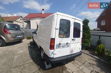 Грузовой фургон Renault Rapid 1992 в Ровно