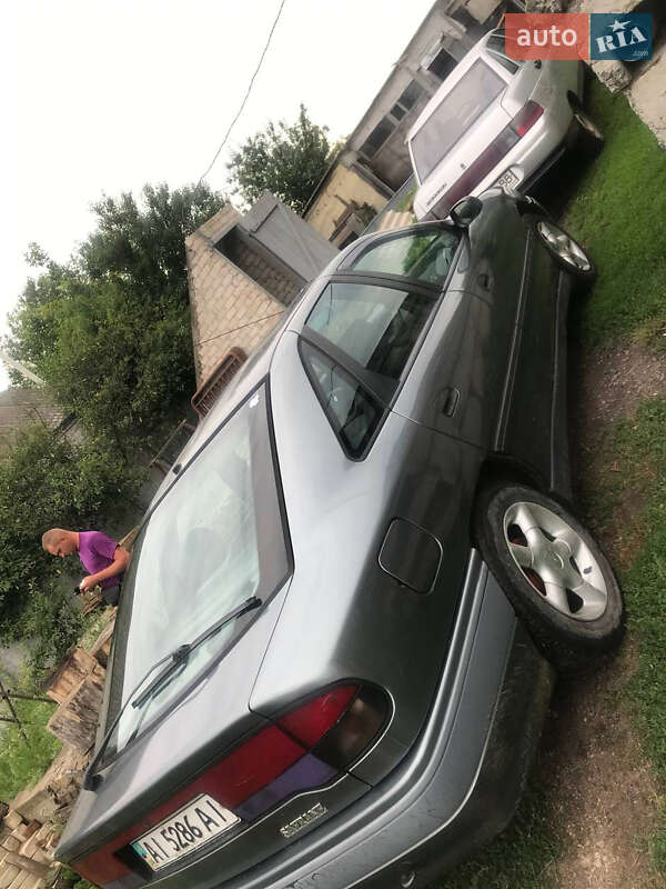 Лифтбек Renault Safrane 1993 в Виннице