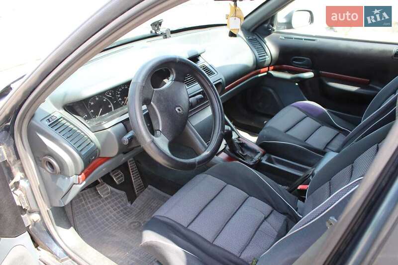 Лифтбек Renault Safrane 1993 в Днепре фото 3 Лифтбек Renault Safrane 1993 в Днепре