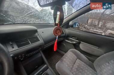 Ліфтбек Renault Safrane 1993 в 