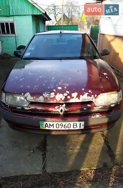 Лифтбек Renault Safrane 1996 в 