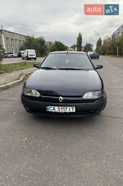 Лифтбек Renault Safrane 1994 в Черкассах Лифтбек Renault Safrane 1994 в Черкассах
