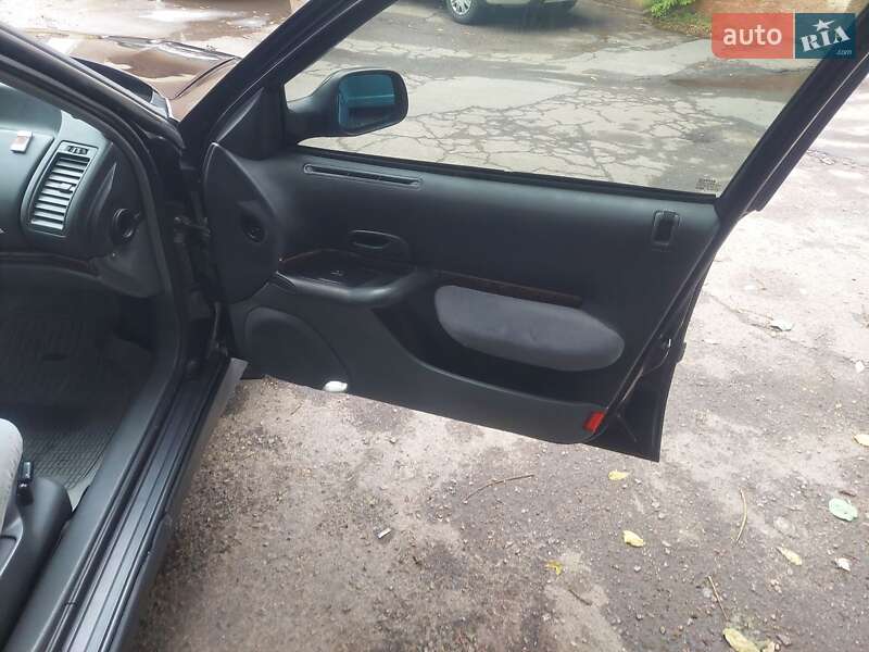 Лифтбек Renault Safrane 1993 в Черкассах фото 10 Лифтбек Renault Safrane 1993 в Черкассах