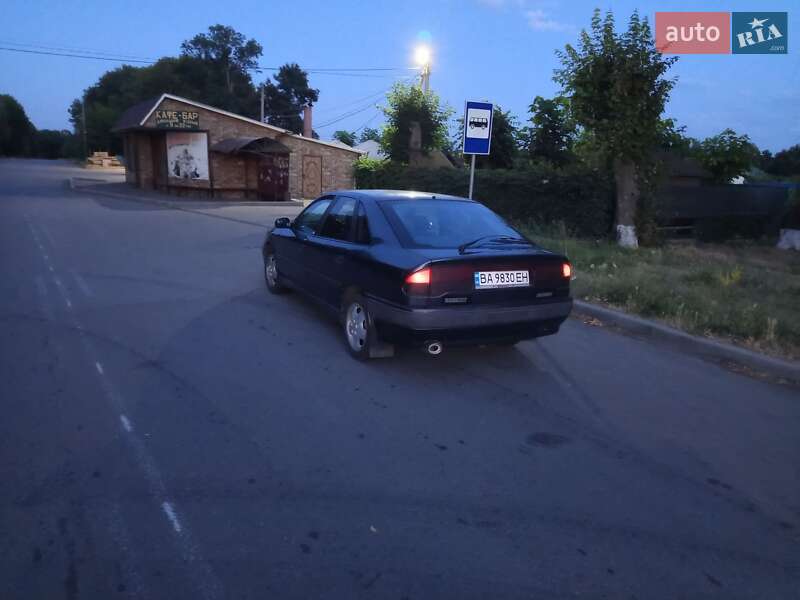Лифтбек Renault Safrane 1992 в Гайсине фото 2 Лифтбек Renault Safrane 1992 в Гайсине