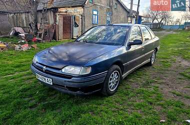 Ліфтбек Renault Safrane 1993 в Кілії