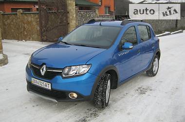 Хэтчбек Renault Sandero StepWay 2016 в Хмельницком