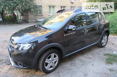 Хэтчбек Renault Sandero StepWay 2014 в Киеве