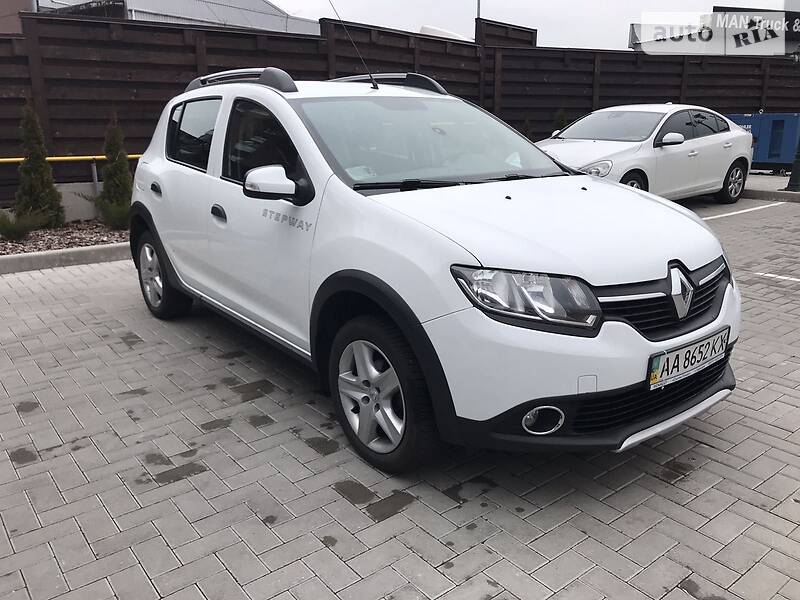 Універсал Renault Sandero StepWay 2016 в Києві