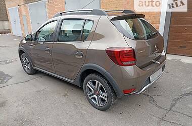 Хэтчбек Renault Sandero StepWay 2020 в Виннице