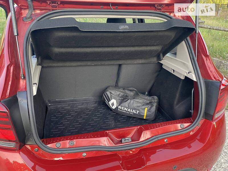 Хетчбек Renault Sandero StepWay 2020 в Вараші