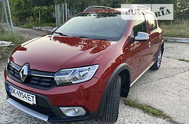 Хэтчбек Renault Sandero StepWay 2020 в Вараше