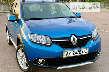 Renault Sandero StepWay 2013