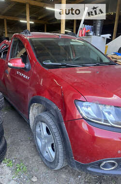 Внедорожник / Кроссовер Renault Sandero StepWay 2013 в Изяславе