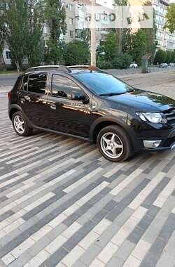 Внедорожник / Кроссовер Renault Sandero StepWay 2013 в Николаеве