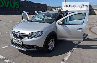 Позашляховик / Кросовер Renault Sandero StepWay 2014 в Києві