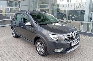 Хэтчбек Renault Sandero StepWay 2021 в Киеве