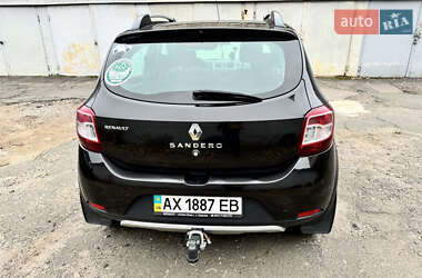 Внедорожник / Кроссовер Renault Sandero StepWay 2013 в Киеве