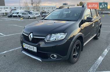 Внедорожник / Кроссовер Renault Sandero StepWay 2013 в Киеве