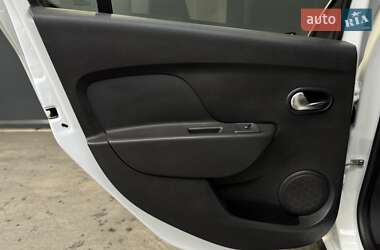 Хетчбек Renault Sandero StepWay 2019 в 