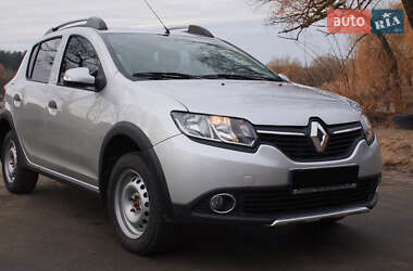 Внедорожник / Кроссовер Renault Sandero StepWay 2014 в Киеве