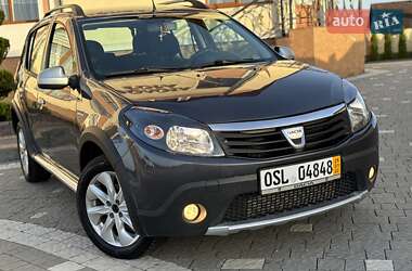 Внедорожник / Кроссовер Renault Sandero StepWay 2010 в 