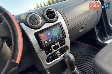 Внедорожник / Кроссовер Renault Sandero StepWay 2010 в 