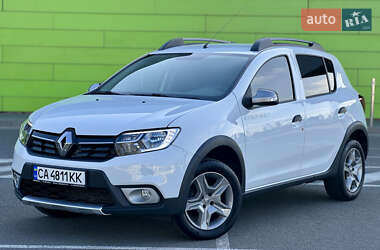 Хэтчбек Renault Sandero StepWay 2021 в Киеве