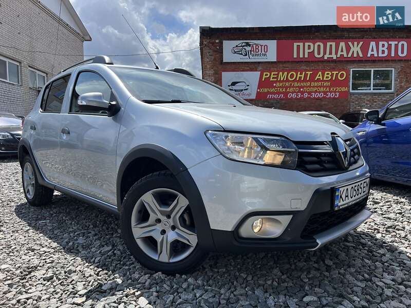 Renault Sandero StepWay 2021