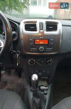 Хэтчбек Renault Sandero StepWay 2018 в 