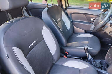 Внедорожник / Кроссовер Renault Sandero StepWay 2013 в 