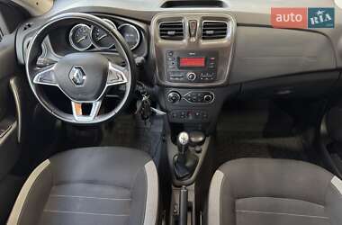 Хэтчбек Renault Sandero StepWay 2019 в 