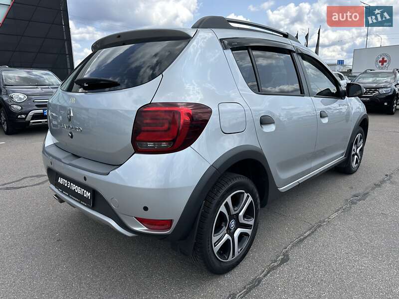 Хетчбек Renault Sandero StepWay 2020 в Києві