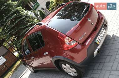 Позашляховик / Кросовер Renault Sandero StepWay 2011 в 