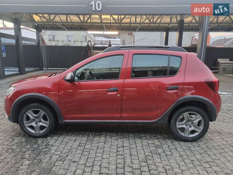 Хэтчбек Renault Sandero StepWay 2020 в Тячеве
