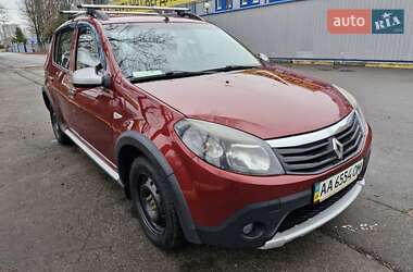 Внедорожник / Кроссовер Renault Sandero StepWay 2011 в Киеве