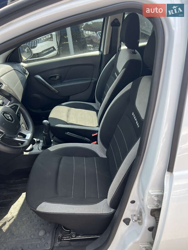 Хетчбек Renault Sandero StepWay 2021 в Києві