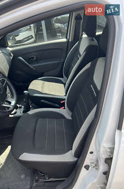Хэтчбек Renault Sandero StepWay 2021 в 
